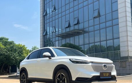 Honda Vezel, 2023 год, 1 860 000 рублей, 3 фотография