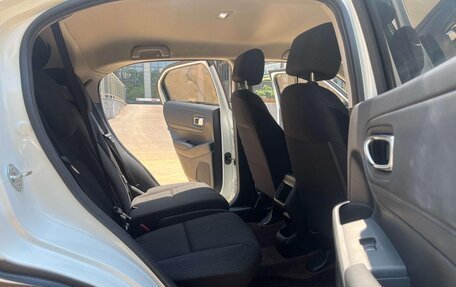 Honda Vezel, 2023 год, 1 860 000 рублей, 14 фотография