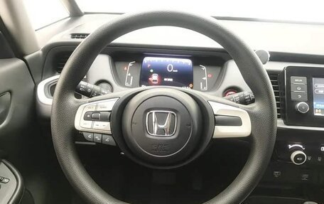 Honda Fit, 2021 год, 1 045 000 рублей, 7 фотография
