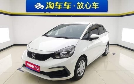 Honda Fit, 2021 год, 1 045 000 рублей, 1 фотография