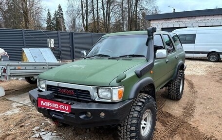 Toyota Hilux Surf III рестайлинг, 1991 год, 1 000 000 рублей, 3 фотография