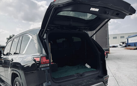 Lexus LX, 2024 год, 17 700 000 рублей, 9 фотография