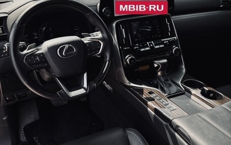 Lexus LX, 2024 год, 17 700 000 рублей, 26 фотография