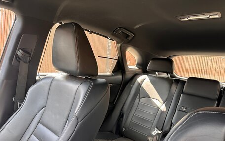 Lexus RX IV рестайлинг, 2017 год, 3 400 000 рублей, 13 фотография