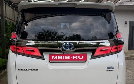 Toyota Vellfire II, 2018 год, 4 900 000 рублей, 7 фотография