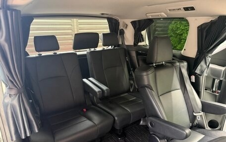 Toyota Vellfire II, 2018 год, 4 900 000 рублей, 22 фотография
