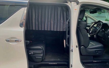 Toyota Vellfire II, 2018 год, 4 900 000 рублей, 27 фотография