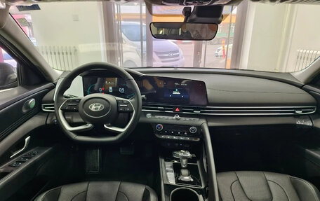 Hyundai Elantra, 2026 год, 2 100 000 рублей, 7 фотография