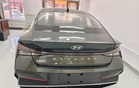 Hyundai Elantra, 2026 год, 2 100 000 рублей, 6 фотография