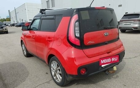 KIA Soul II рестайлинг, 2018 год, 1 343 000 рублей, 4 фотография