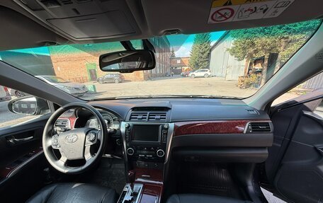 Toyota Camry, 2014 год, 1 780 000 рублей, 14 фотография