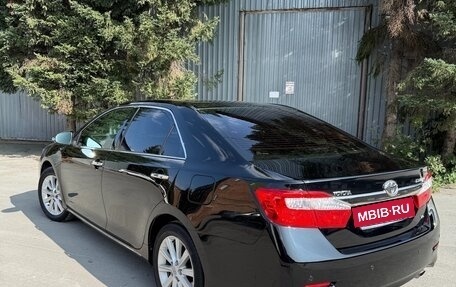 Toyota Camry, 2014 год, 1 780 000 рублей, 5 фотография