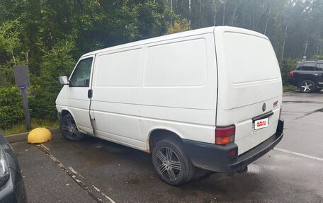 Volkswagen Transporter T4, 2001 год, 300 000 рублей, 4 фотография