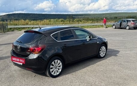 Opel Astra J, 2011 год, 676 000 рублей, 4 фотография