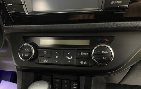 Toyota Corolla, 2014 год, 1 350 000 рублей, 20 фотография