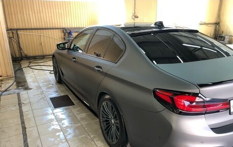 BMW 5 серия, 2017 год, 3 250 000 рублей, 2 фотография