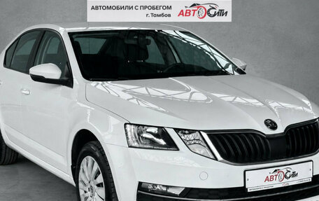 Skoda Octavia, 2019 год, 1 820 000 рублей, 4 фотография