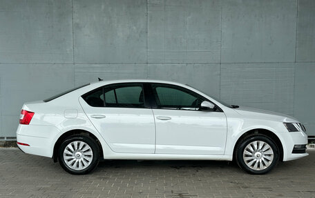 Skoda Octavia, 2019 год, 1 820 000 рублей, 5 фотография