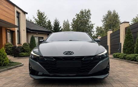 Hyundai Elantra, 2022 год, 1 640 000 рублей, 2 фотография