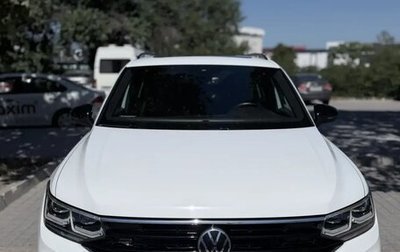Volkswagen Tiguan II, 2021 год, 3 999 000 рублей, 1 фотография