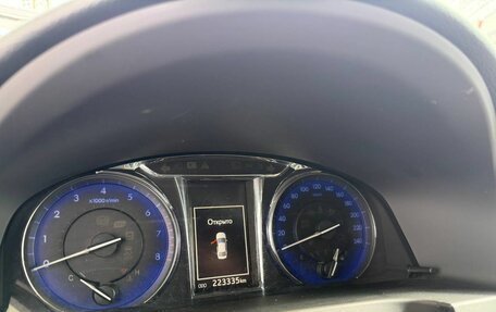 Toyota Camry, 2017 год, 2 098 000 рублей, 8 фотография