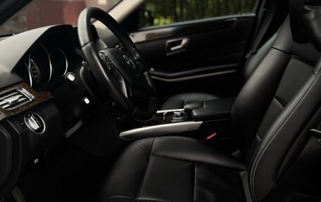 Mercedes-Benz E-Класс, 2015 год, 2 300 000 рублей, 8 фотография