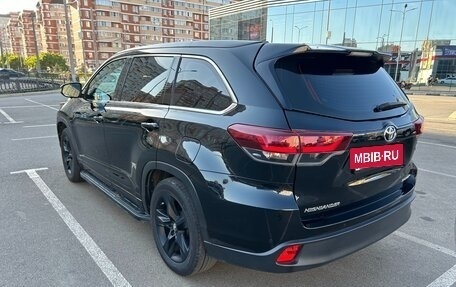 Toyota Highlander III, 2020 год, 3 790 000 рублей, 6 фотография