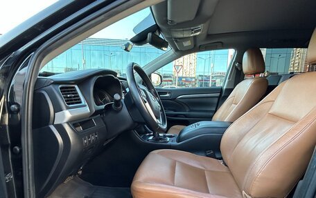 Toyota Highlander III, 2020 год, 3 790 000 рублей, 9 фотография