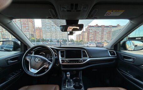 Toyota Highlander III, 2020 год, 3 790 000 рублей, 16 фотография