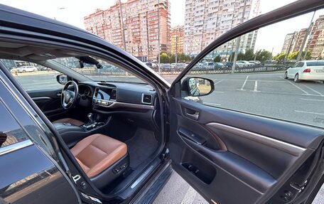 Toyota Highlander III, 2020 год, 3 790 000 рублей, 18 фотография