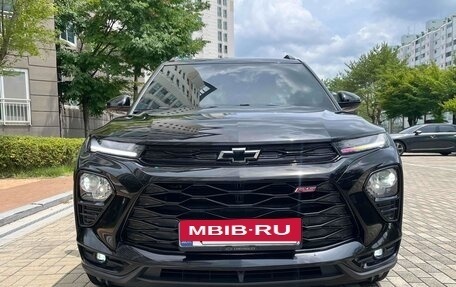 Chevrolet TrailBlazer, 2023 год, 1 650 000 рублей, 2 фотография