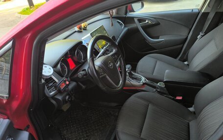 Opel Astra J, 2010 год, 675 000 рублей, 10 фотография
