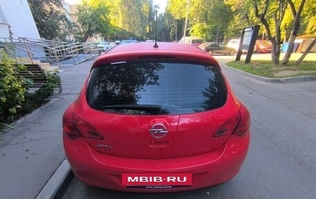 Opel Astra J, 2010 год, 675 000 рублей, 5 фотография
