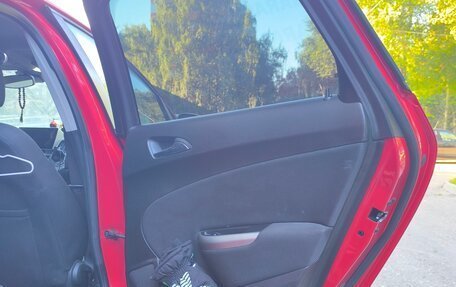 Opel Astra J, 2010 год, 675 000 рублей, 17 фотография
