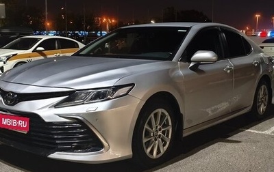 Toyota Camry, 2021 год, 1 800 000 рублей, 1 фотография