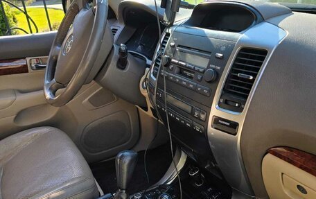 Toyota Land Cruiser Prado 120 рестайлинг, 2006 год, 1 495 000 рублей, 13 фотография