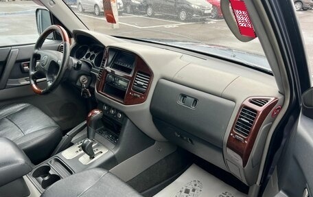 Mitsubishi Pajero III рестайлинг, 2005 год, 859 000 рублей, 12 фотография
