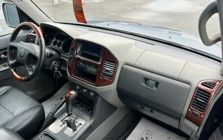 Mitsubishi Pajero III рестайлинг, 2005 год, 859 000 рублей, 13 фотография