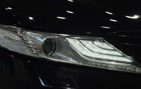 Toyota Camry, 2021 год, 2 850 000 рублей, 4 фотография