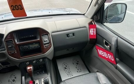 Mitsubishi Pajero III рестайлинг, 2005 год, 859 000 рублей, 15 фотография