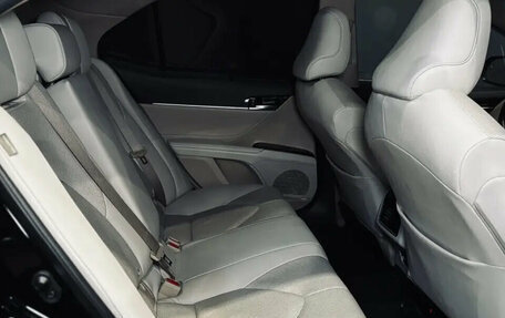Toyota Camry, 2021 год, 2 850 000 рублей, 13 фотография