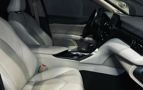 Toyota Camry, 2021 год, 2 850 000 рублей, 12 фотография