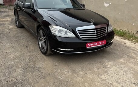 Mercedes-Benz S-Класс, 2010 год, 1 655 000 рублей, 1 фотография