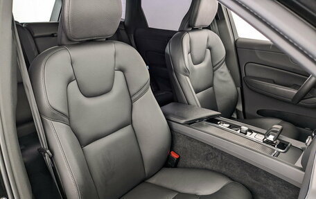 Volvo XC60 II, 2021 год, 4 350 000 рублей, 24 фотография