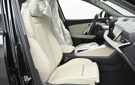 Audi Q5, 2025 год, 7 000 700 рублей, 10 фотография