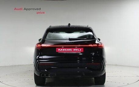 Audi Q5, 2025 год, 7 000 700 рублей, 4 фотография
