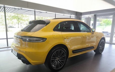 Porsche Macan I рестайлинг, 2024 год, 8 990 000 рублей, 6 фотография