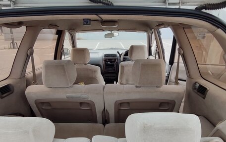 Toyota Gaia, 2001 год, 365 000 рублей, 38 фотография