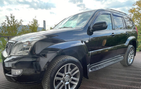 Toyota Land Cruiser Prado 120 рестайлинг, 2006 год, 1 890 000 рублей, 2 фотография