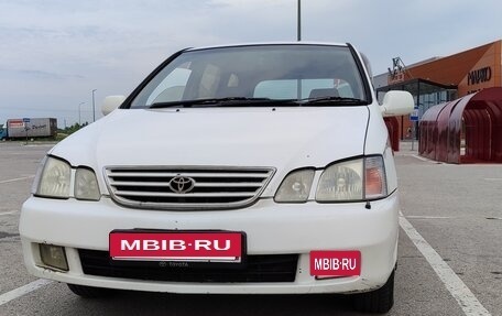 Toyota Gaia, 2001 год, 365 000 рублей, 40 фотография